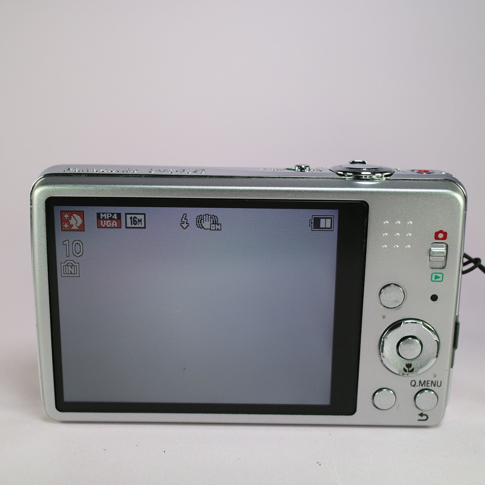 Panasonic Digital Camera Lumix DMC-FS45 16.1MP Silver Tested Full Working Set