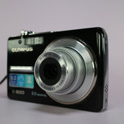 Olympus Digital Camera X-820 8.0MP Black Tested Full Set