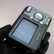 Nikon Digital Camera Coolpix L2 6.0MP Silver Tested