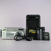 Kodak Digital Camera EasyShare LS743 4.0MP Silver Tested Full Working Set