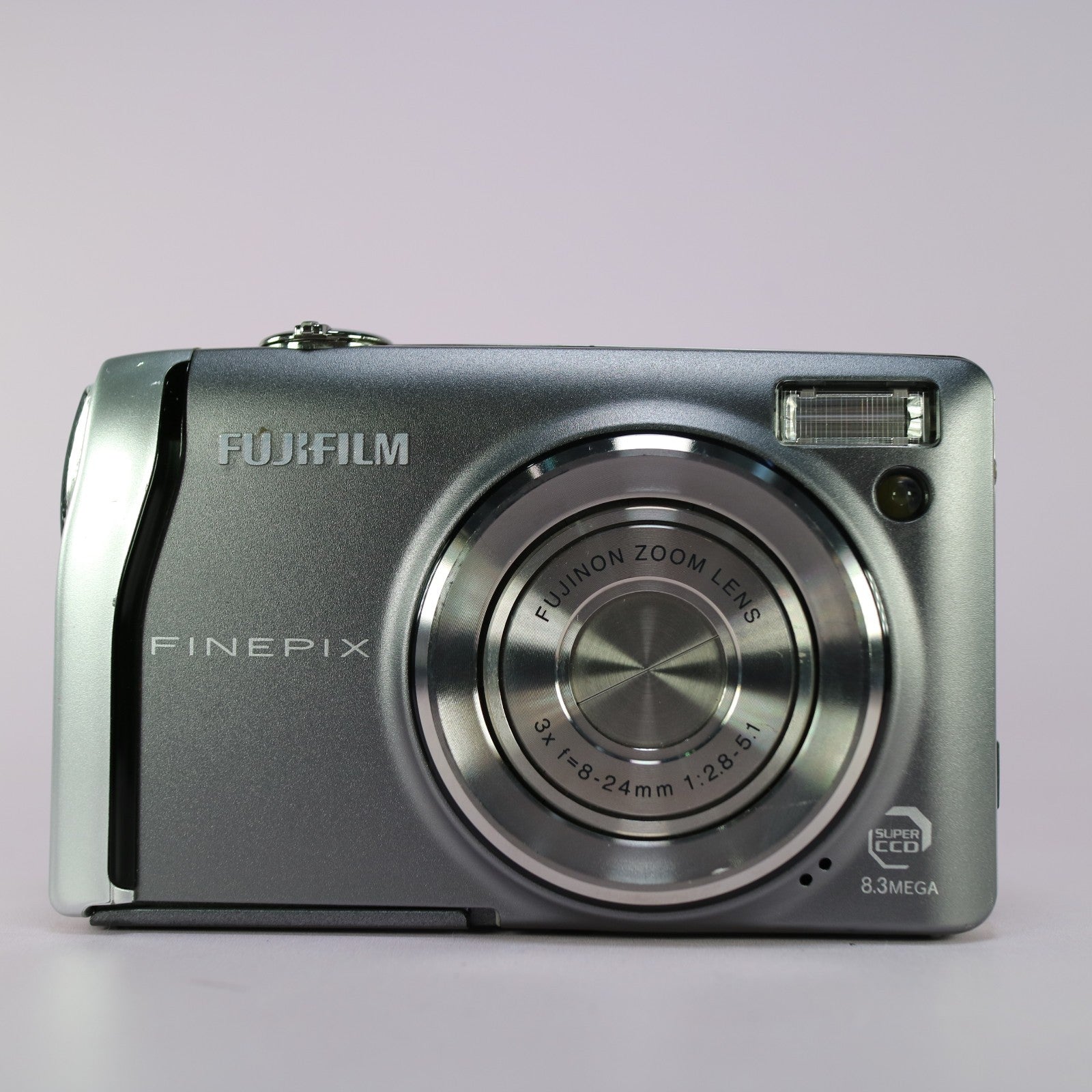 Fujifilm Digital Camera FinePix F40fd 8.3MP Silver Tested Full Working Set