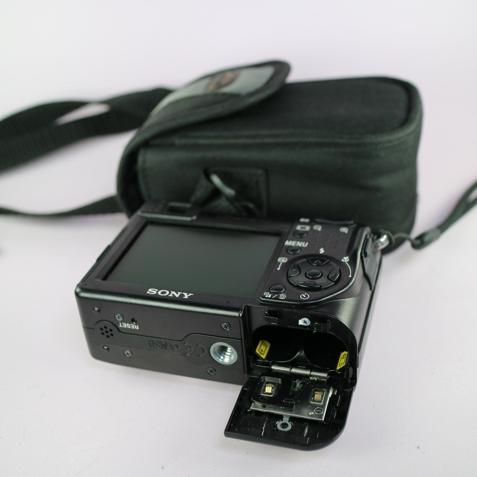 Sony Digital Camera Cybershot DSC-W12 5.1MP Black Tested