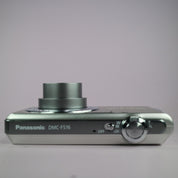 Panasonic Digital Camera Lumix DMC-FS16 14.1MP Silver Tested Full Working Set