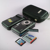 Samsung Digital Camera ES55 10.2MP Black Tested Full Working Set