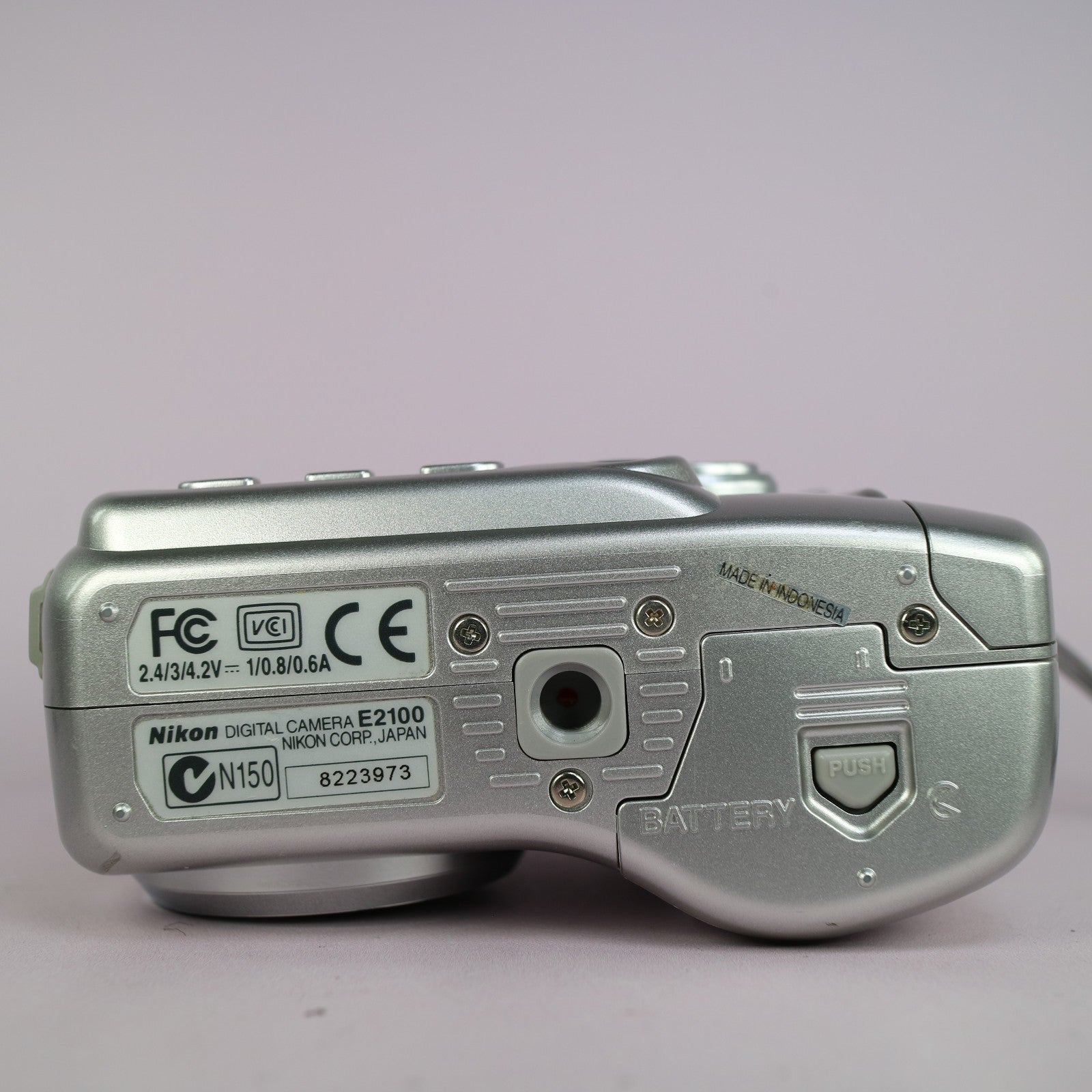 Nikon Digital Camera Coolpix 2100 2.0MP Silver Tested