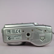 Nikon Digital Camera Coolpix 2100 2.0MP Silver Tested