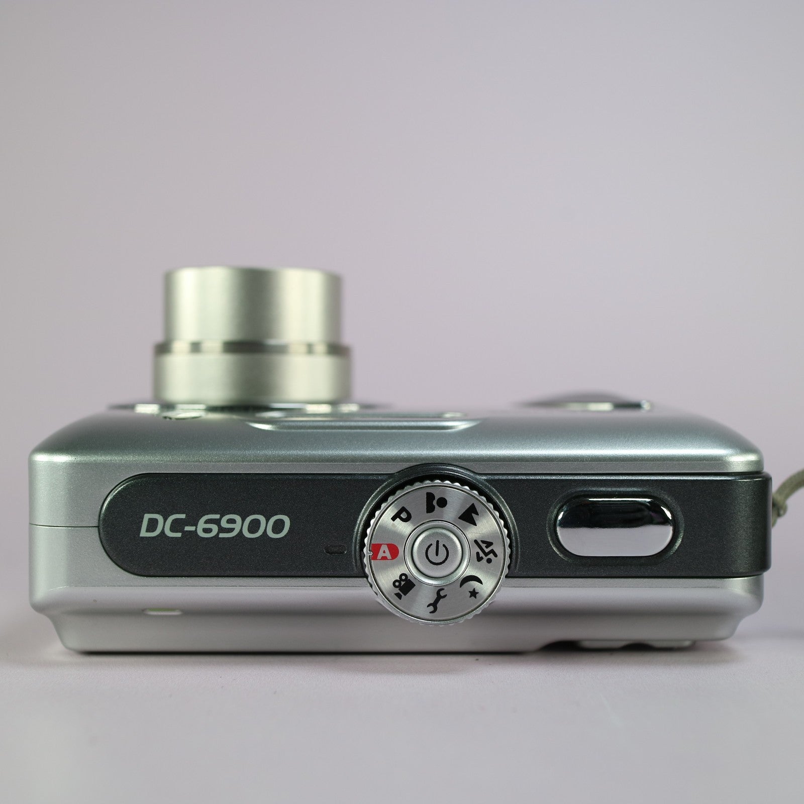 Traveler Digital Camera Vivicam DC-6900 6.0MP Silver Tested