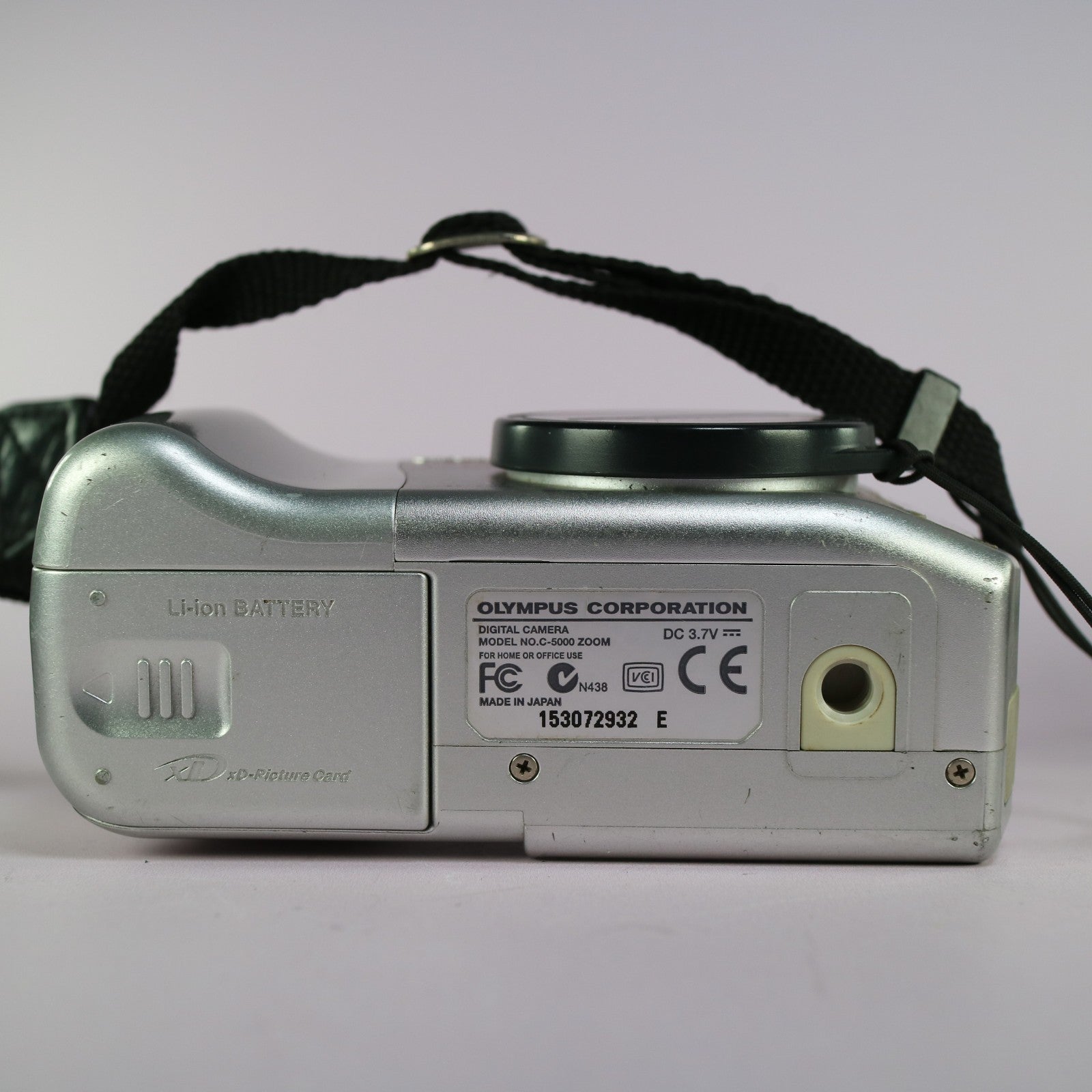 Olympus Camedia C-5000 Zoom 5.0MP Digital Camera Silver Tested Full Working Set
