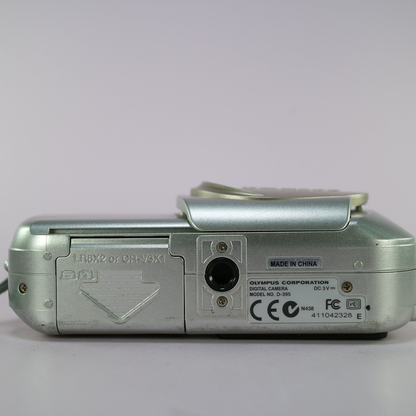Olympus Digital Camera Camedia D-395 2.0MP Silver Tested With xD Card