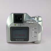 Fujifilm FinePix 2800 Zoom 2.1MP Digital Bridge Camera Silver Tested