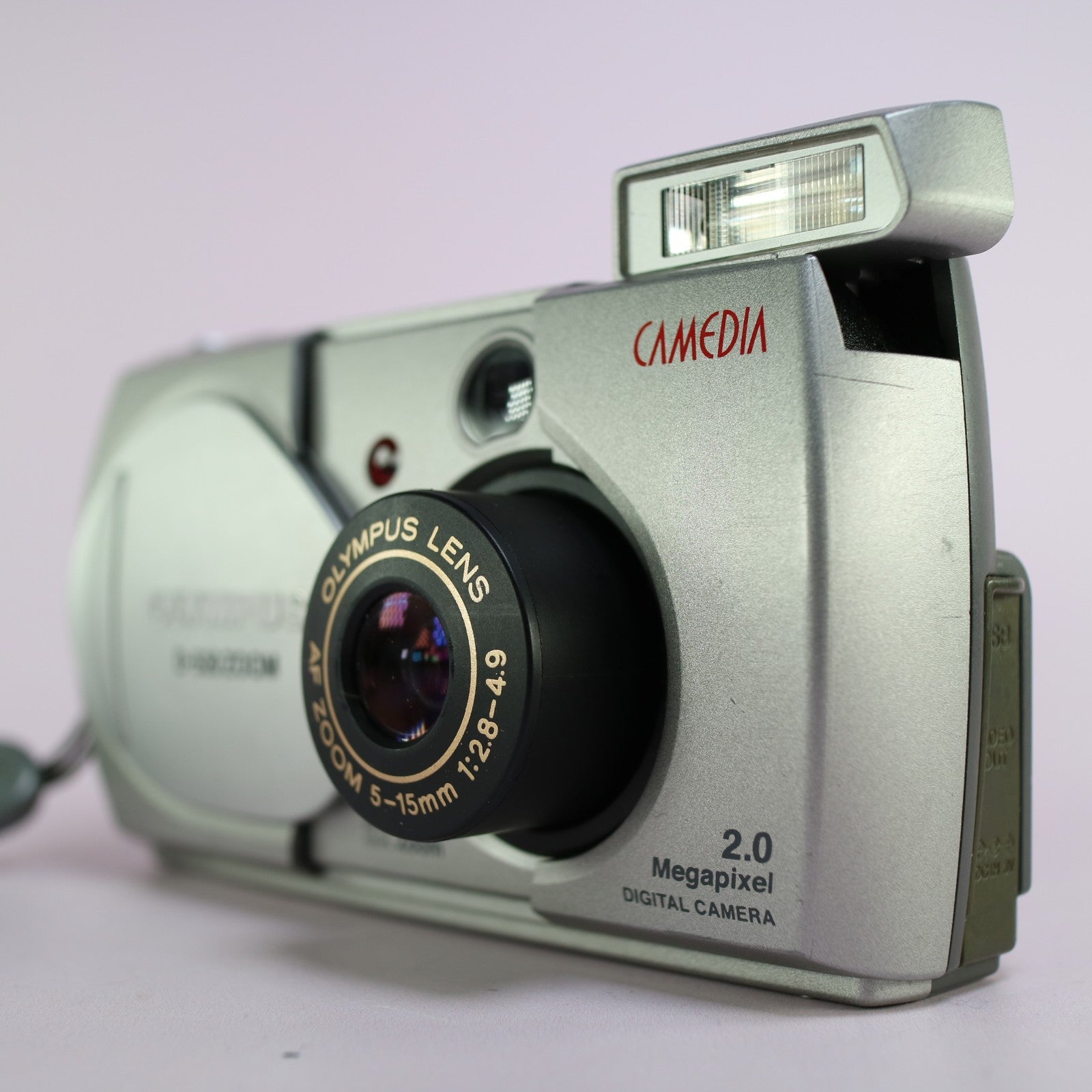 Olympus Digital Camera Camedia D-520 Zoom 2.1MP Silver Tested