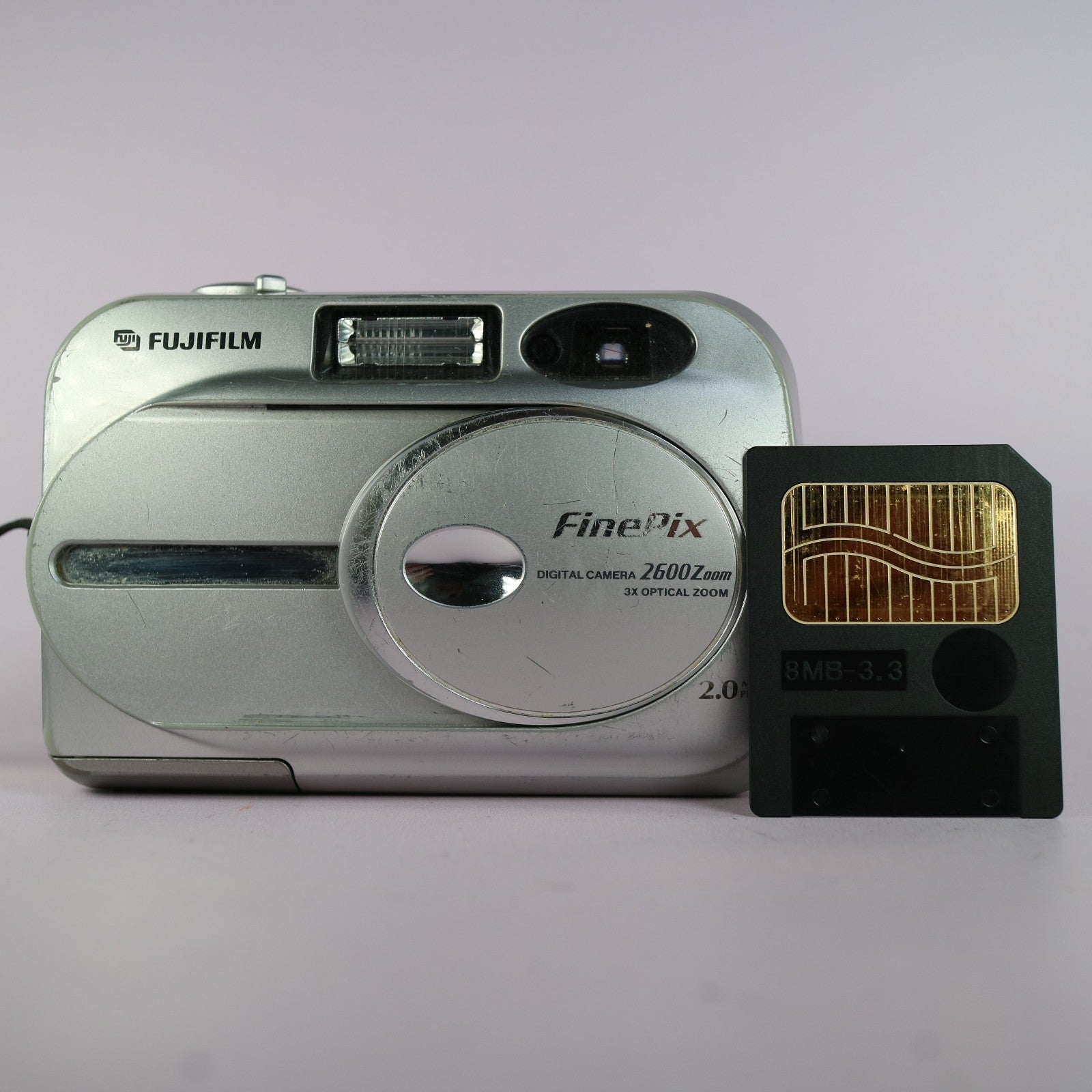 Fujifilm Digital Camera FinePix 2600 Zoom 2.0MP Silver Tested w/ Smartmedia Card