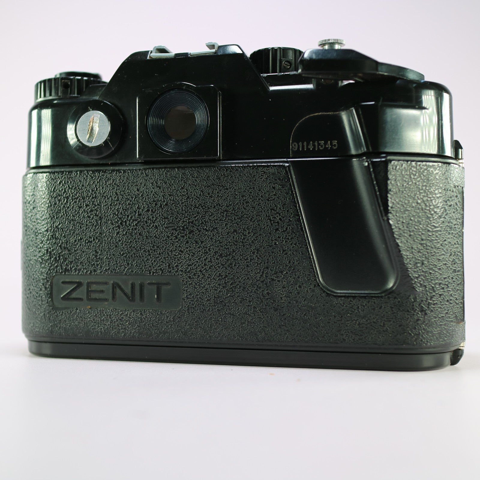 Zenit 122 35mm Film SLR Camera Black With Helios 44M 5 58mm f/2 Lens Tested