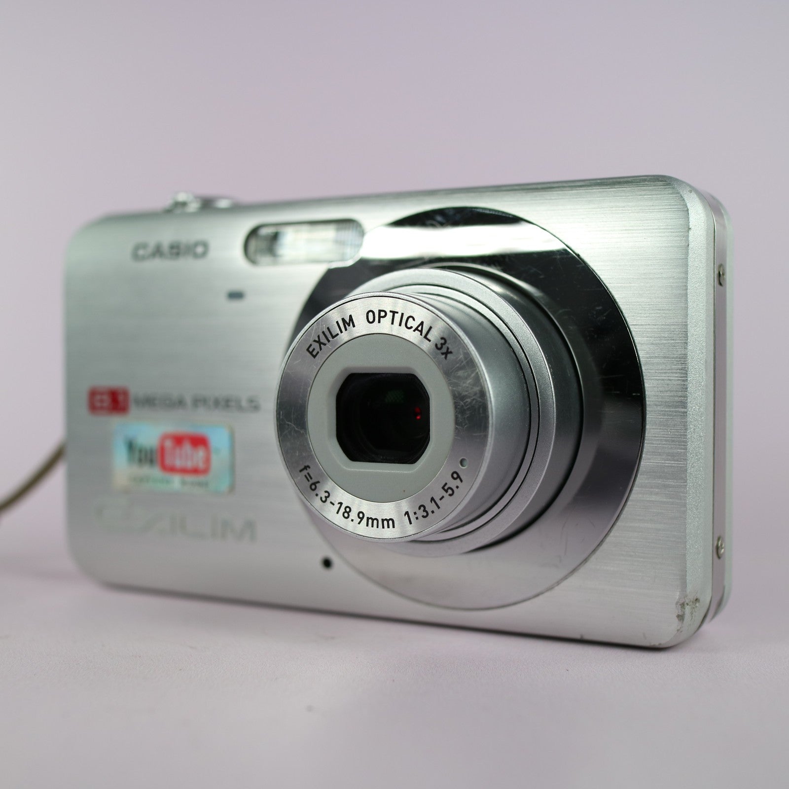 Casio Digital Camera Exilim EX-Z20 8.1MP Silver Tested Full Working Set