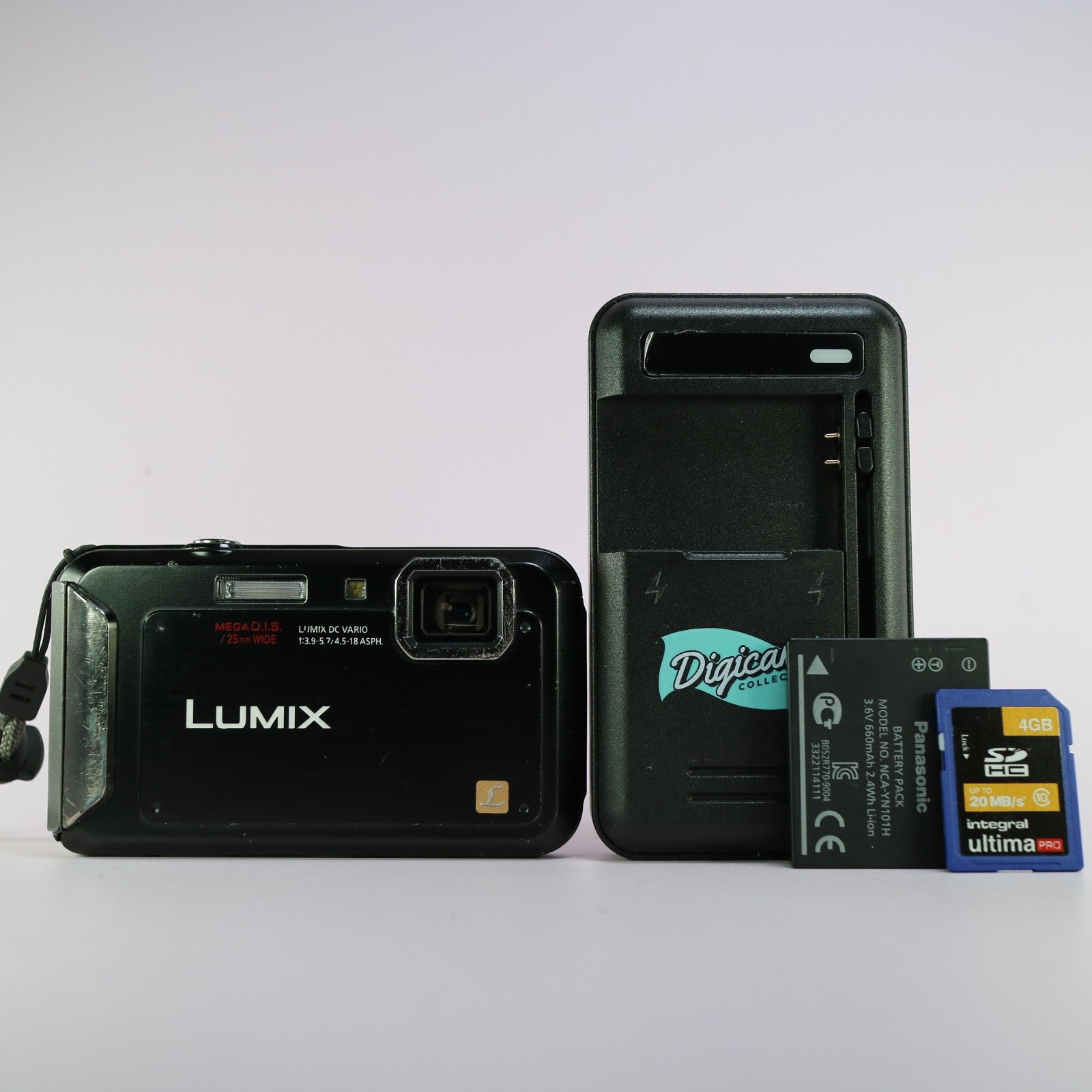 Panasonic Underwater Digital Camera Lumix DMC-FT20 16.1MP Black Tested Full Set
