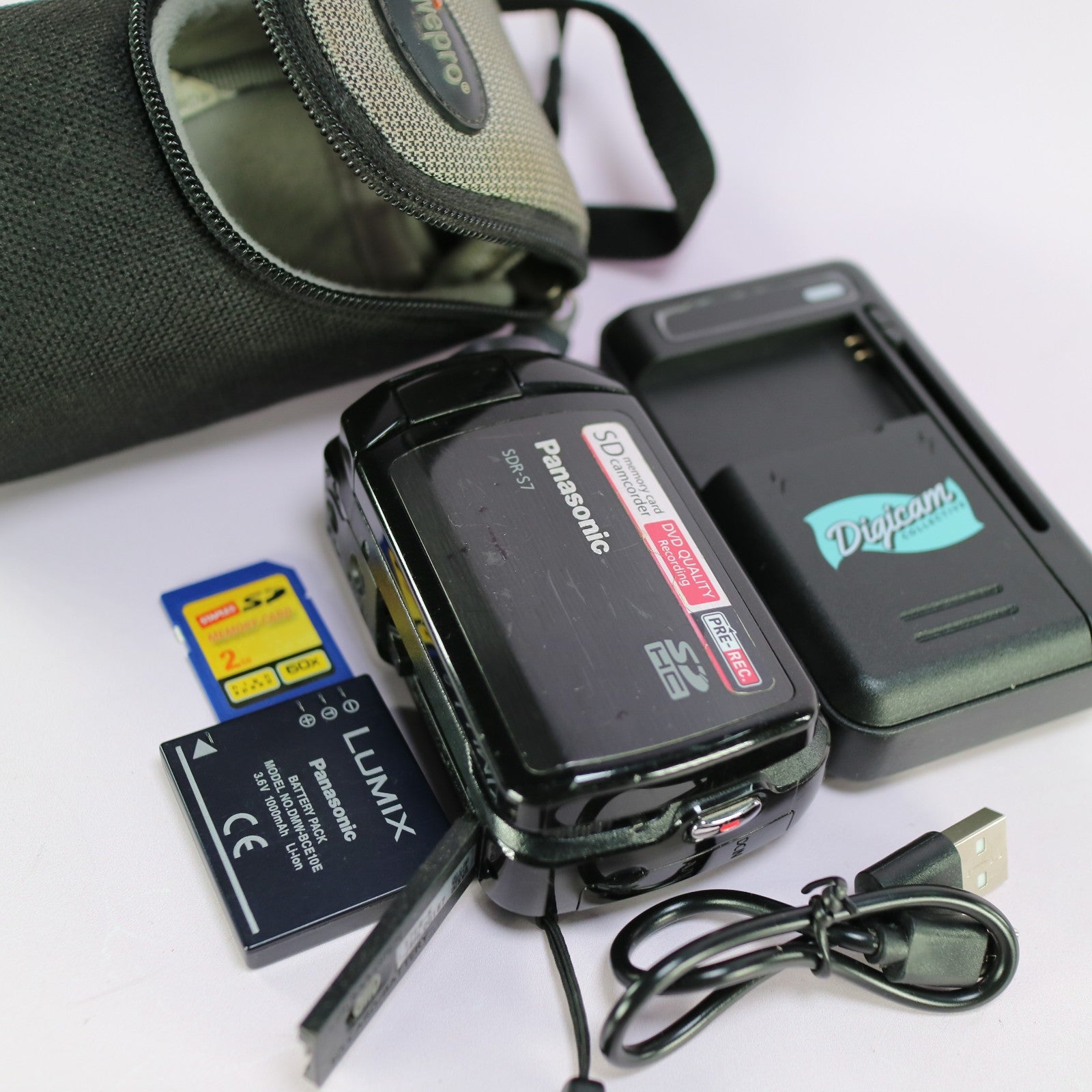 Panasonic SDR-S7 Handheld Digital Camcorder Black Tested Full Working Set