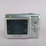 Hitachi Digital Camera HDC-861E 8.0MP Silver Tested