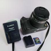 Panasonic Bridge Camera Lumix DMC-FZ38 12.1MP Black Tested Full Working Set