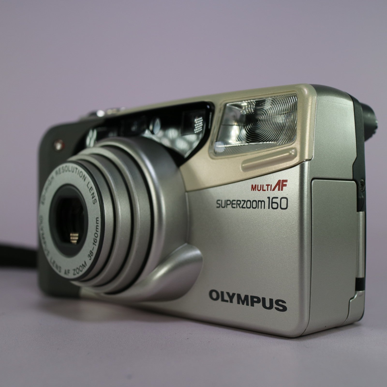 Olympus Superzoom 160 35mm Film Point and Shoot Camera Silver Tested