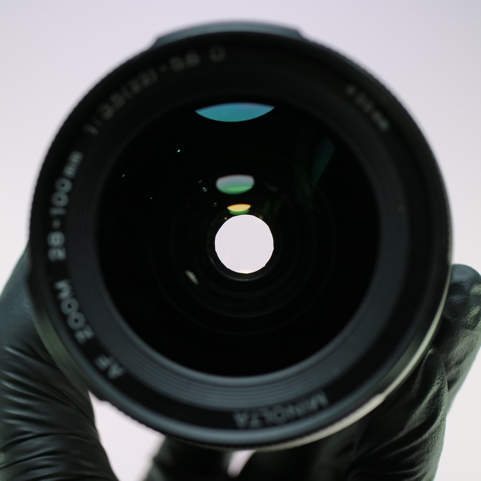 Minolta AF 28-100mm f/3.5-5.6 D Zoom Lens Minolta / Sony Mount w/ Lens Hood