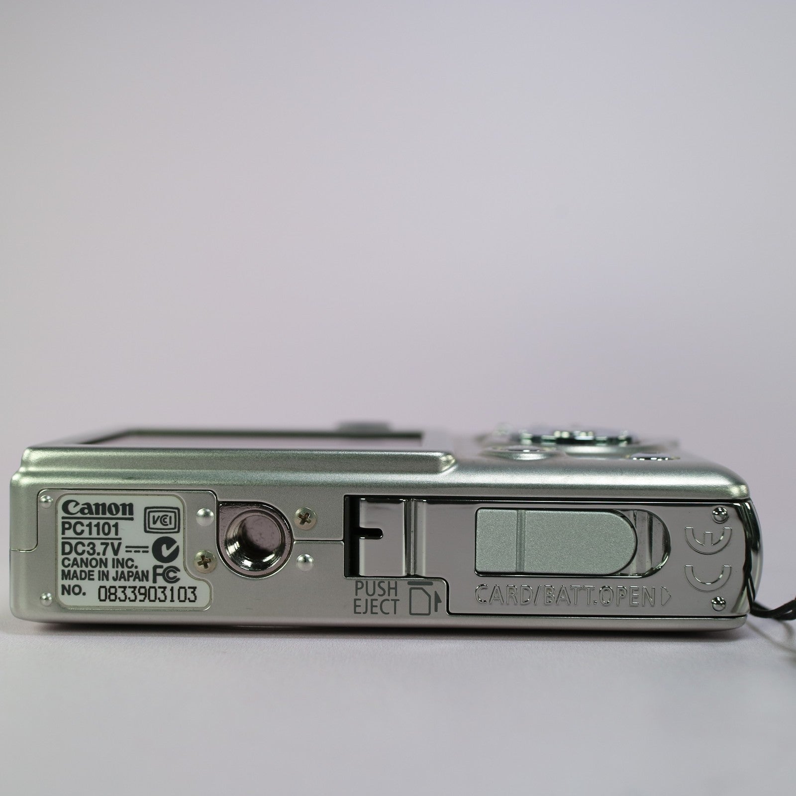 Canon Digital Camera IXUS 40 4.0MP Silver Tested Full Working Set