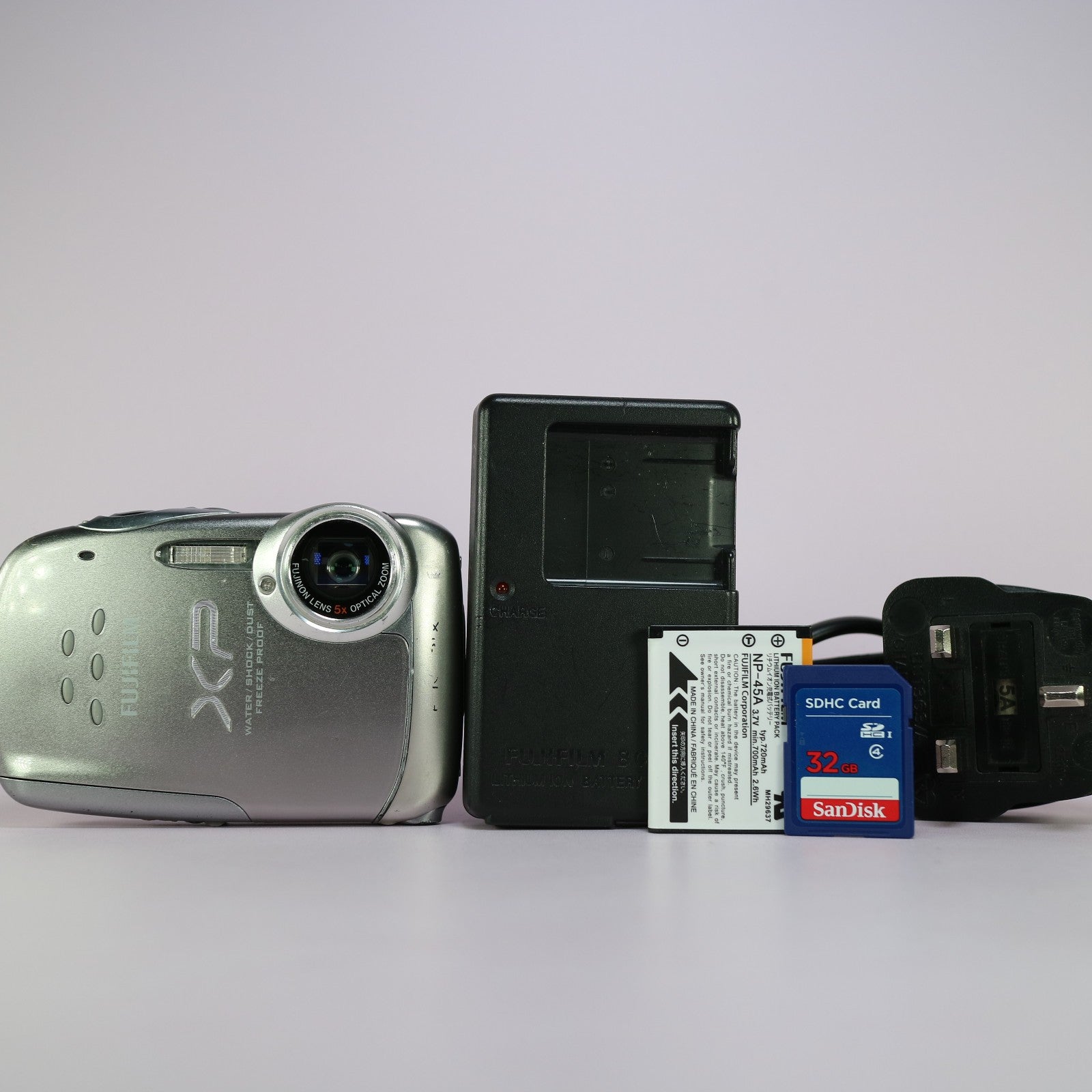 Fujifilm Digital Camera FinePix XP10 12.0MP Silver Tested Full Working Set