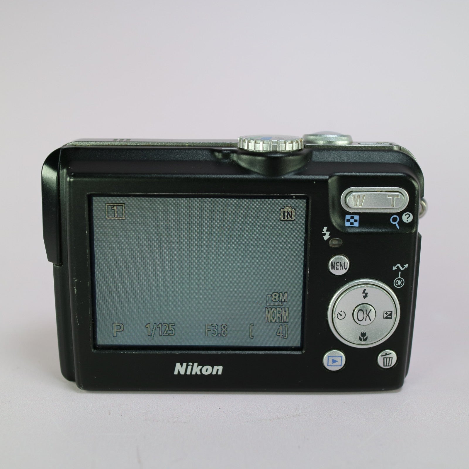 Nikon Digital WiFi Camera Coolpix P1 8.0MP Black Tested Full Working Set