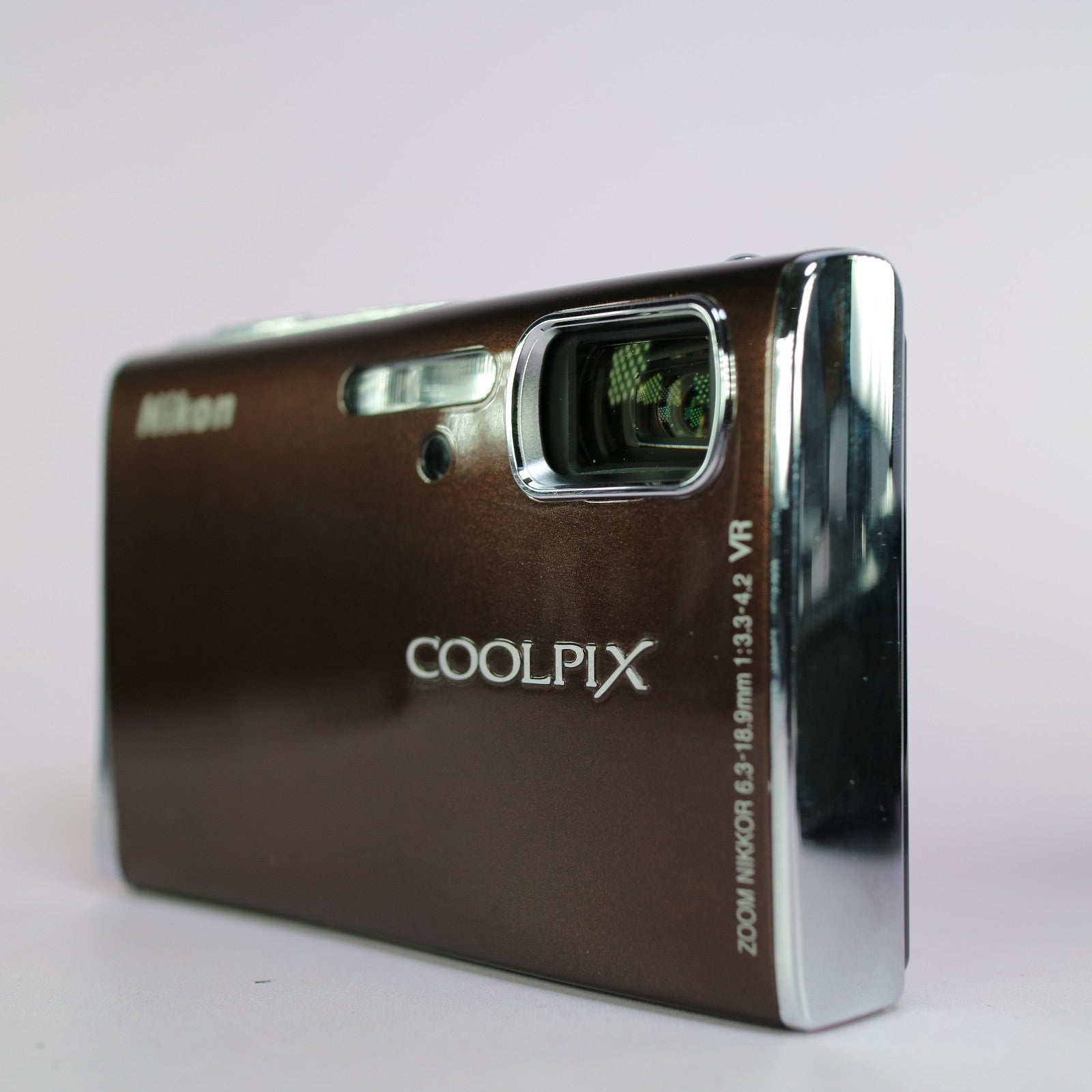 Nikon Digital Camera Coolpix S51 8.1MP Brown Tested Full Working Set