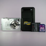 Casio Digital Camera Exilim EX-Z750 7.2MP Silver Tested Full Working Set
