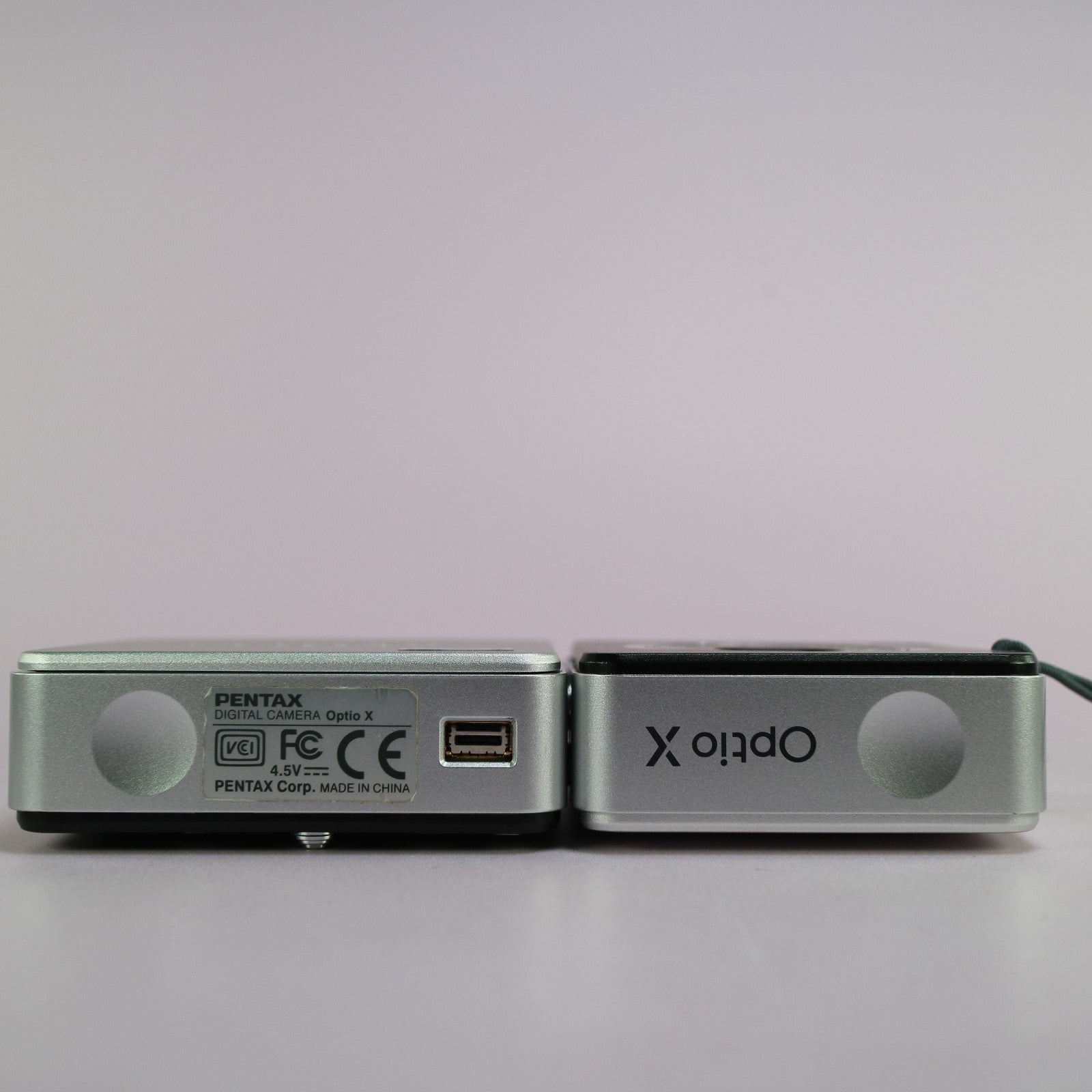 Pentax Optio X 5.0MP Compact Digital Camera Silver Tested Full Working Set