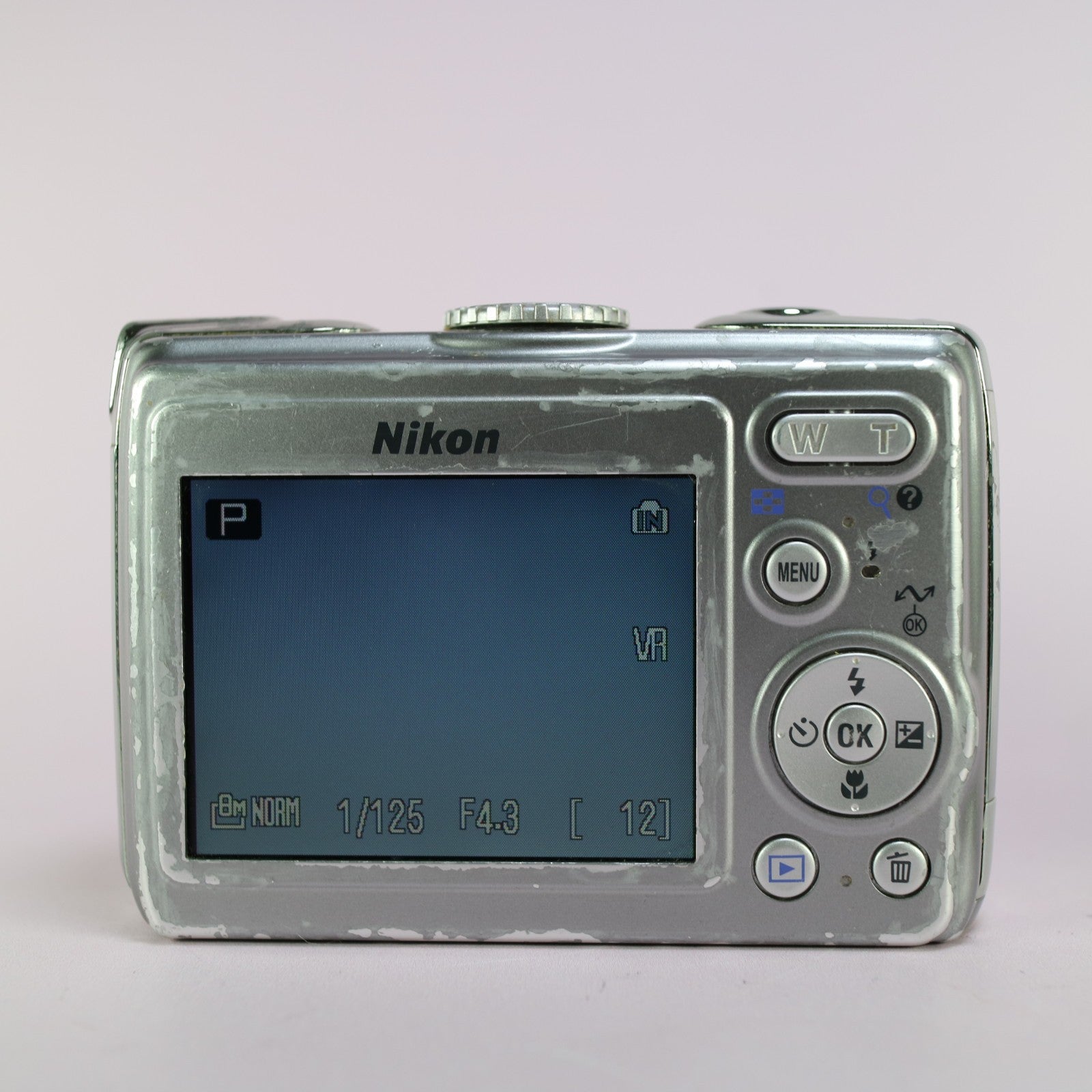 Nikon Digital Camera WiFi Coolpix P3 8.1MP Silver Tested Full Working Set