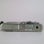 Olympus Digital Camera FE-230 7.1MP Silver Tested Full Set