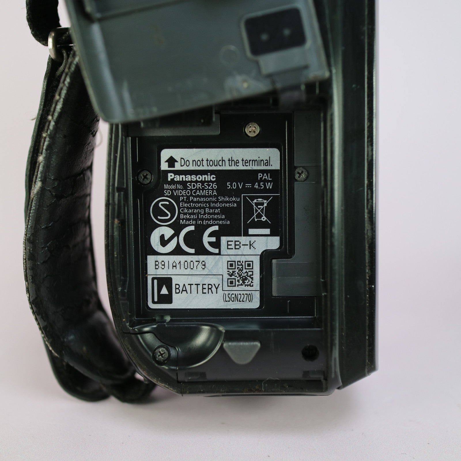 Panasonic SDR-S26 Handheld Digital Camcorder Black Tested Full Working Set