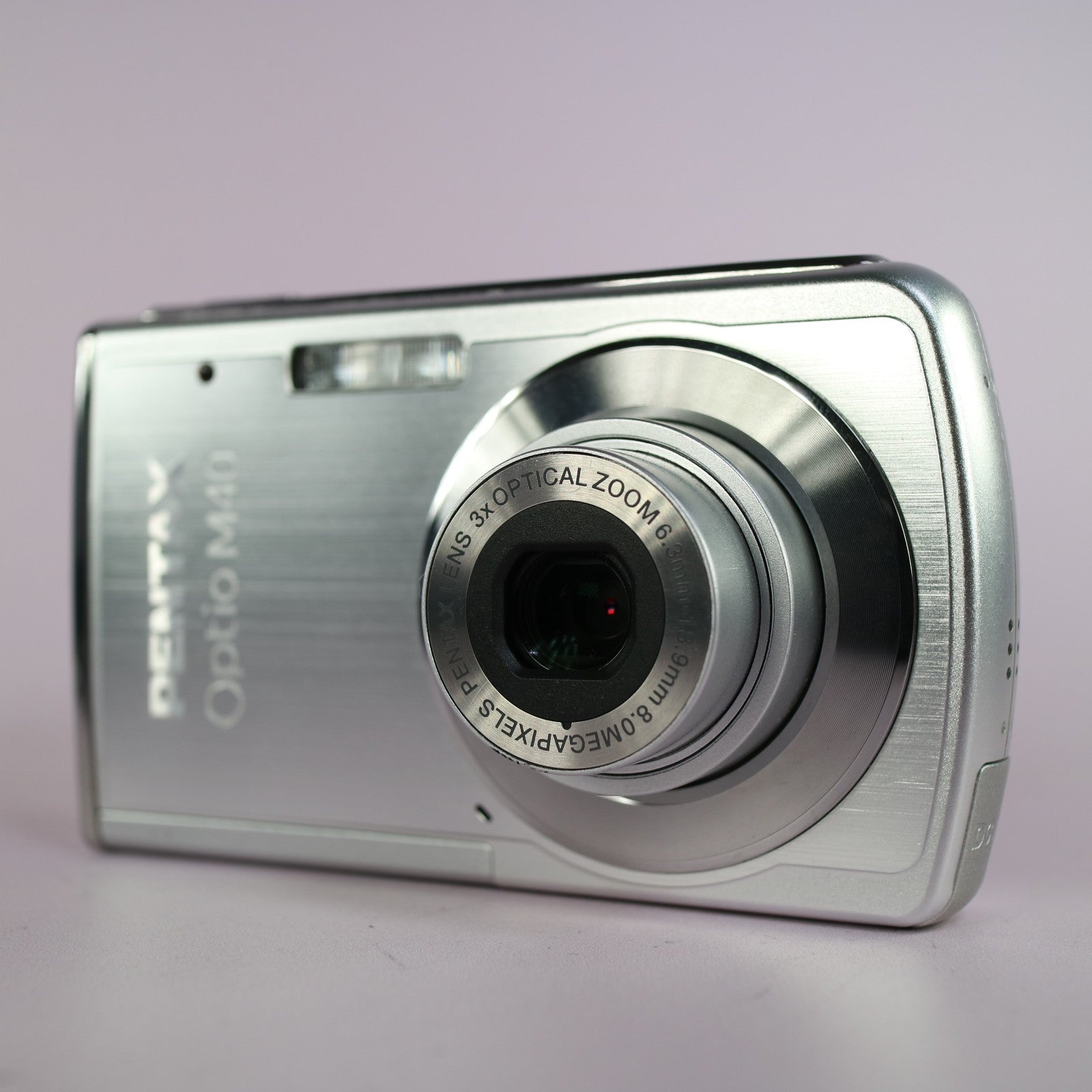 Pentax Optio M40 8.0MP Compact Digital Camera Silver Tested Full Working Set