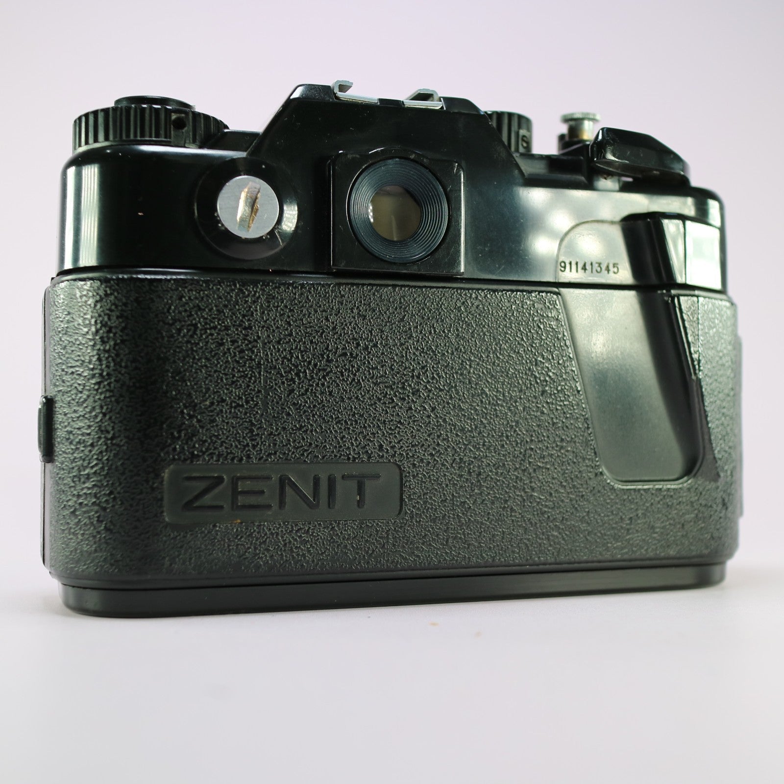 Zenit 122 35mm Film SLR Camera Black With Helios 44M 5 58mm f/2 Lens Tested