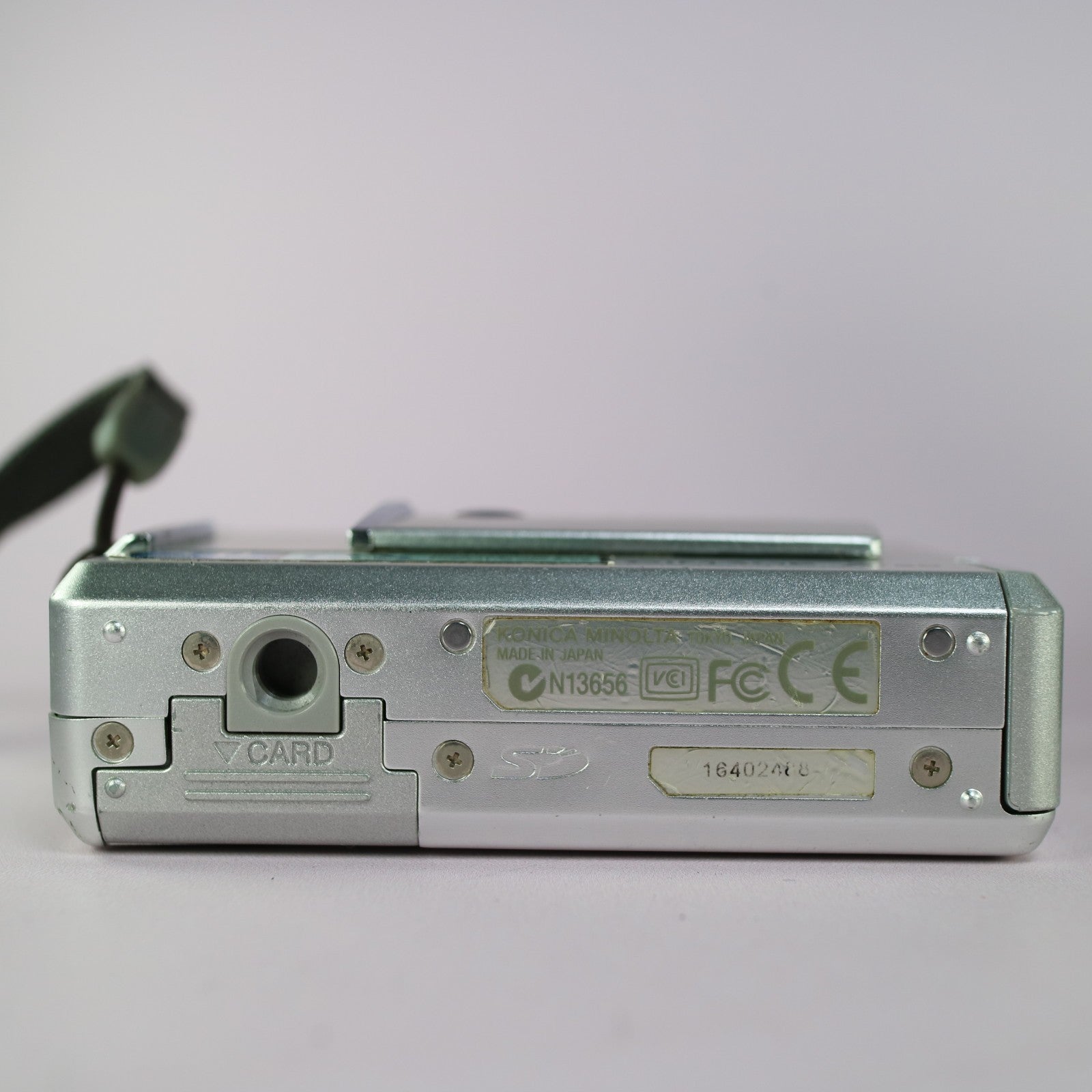 Konica Minolta Digital Camera Dimage X50 5.0MP Silver Tested Full Working Set