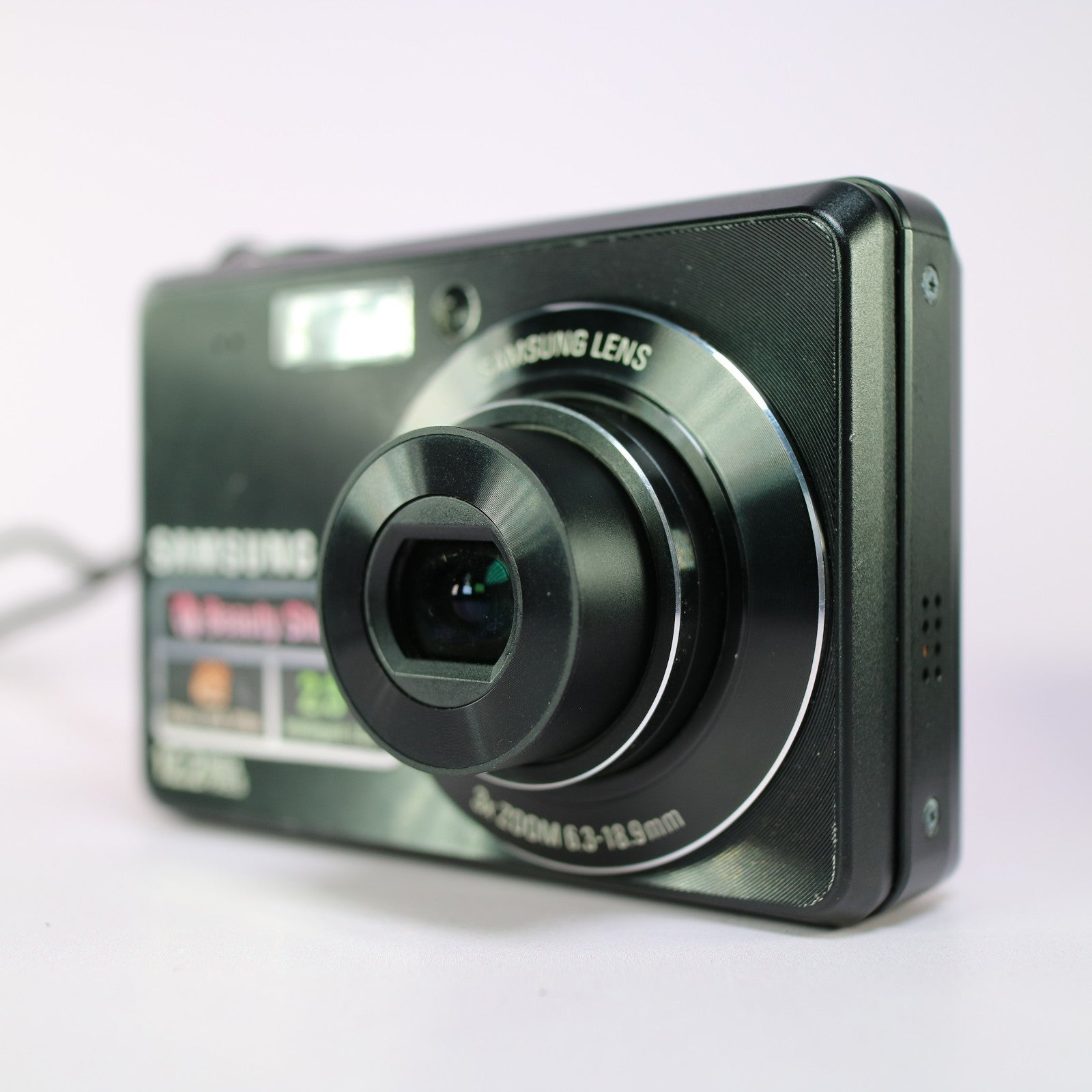 Samsung Digital Camera ES63 12.2MP Black Tested Full Working Set