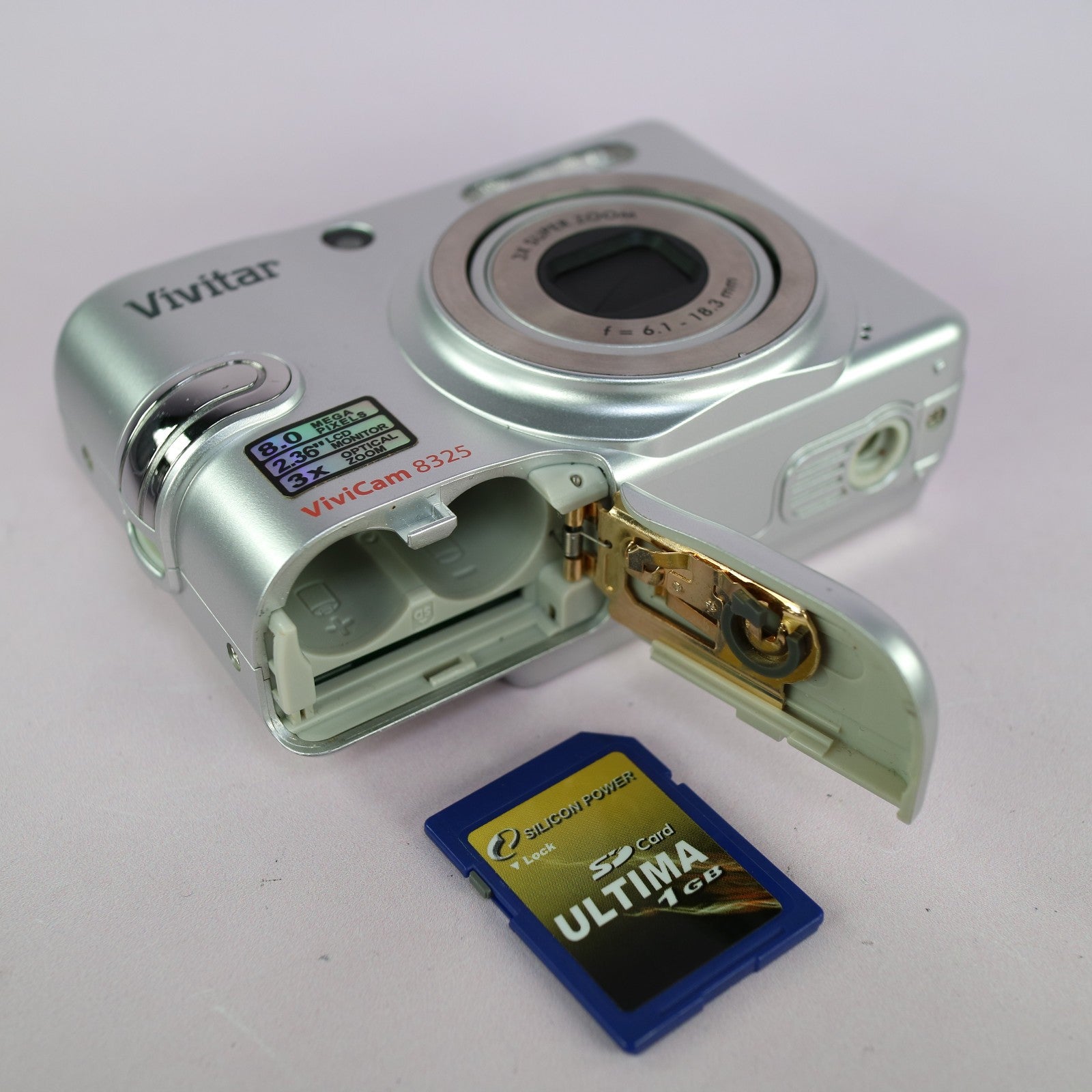 Vivitar Digital Camera Vivicam 8325 8.0MP Silver Tested