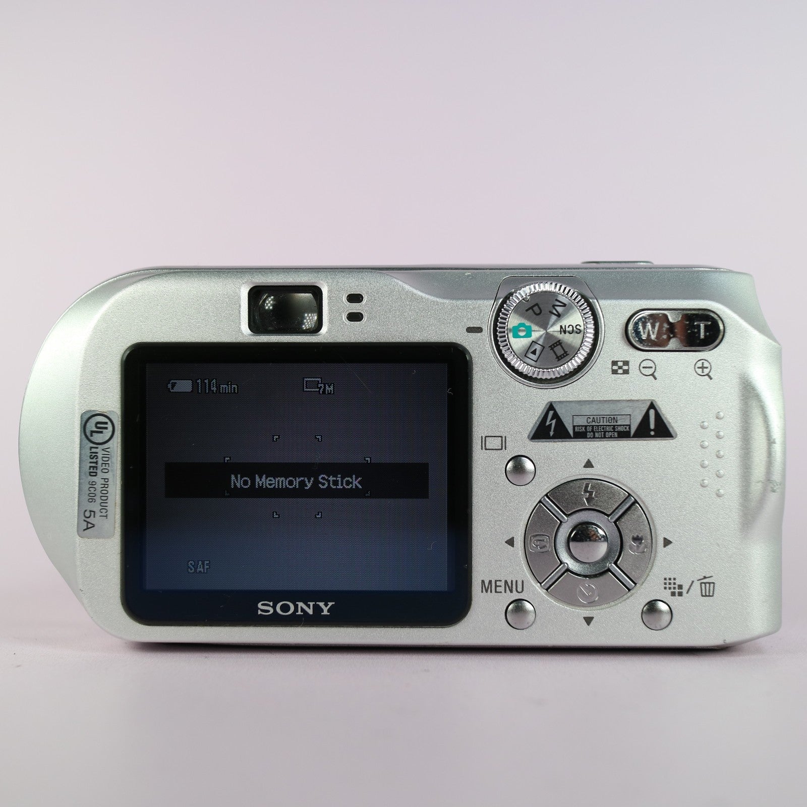 Sony Digital Camera Cybershot DSC-P200 7.2MP Silver Tested Full Set