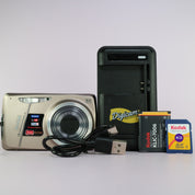 Kodak Digital Camera EasyShare M550 12.0MP Silver Tested Full Working Set