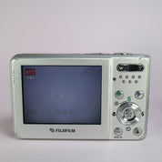 Fujifilm Digital Camera FinePix F20 LE 6.3MP Silver Tested Full Working Set