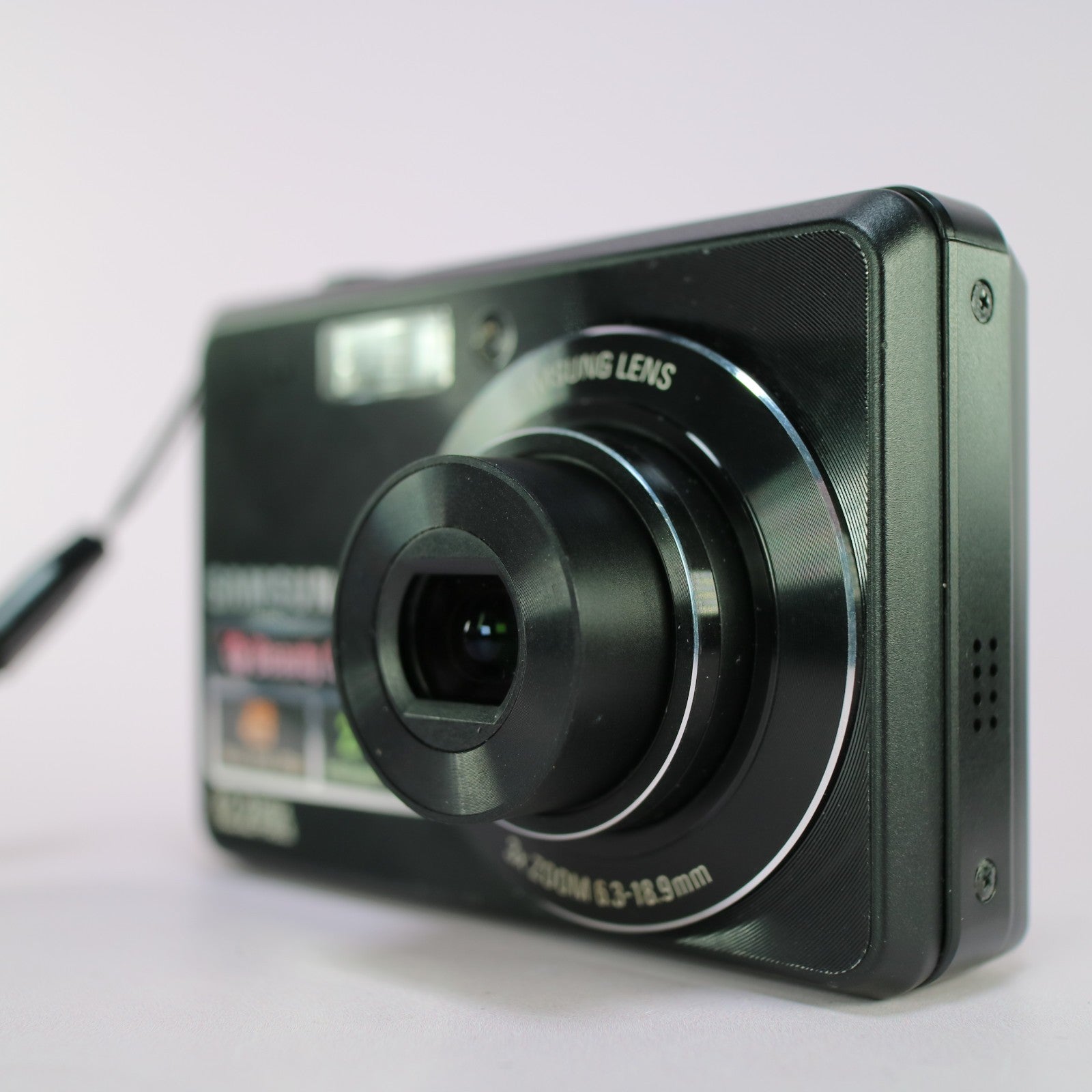 Samsung Digital Camera ES63 12.2MP Black Tested Full Working Set