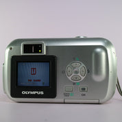 Olympus Camedia C-160 Zoom 2.0MP Compact Digital Camera Silver Tested