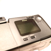 Nikon Digital Camera Coolpix 800 2.1MP Silver Tested