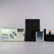 Olympus Digital Camera Camedia IR-300 5.0MP White Tested Full Set