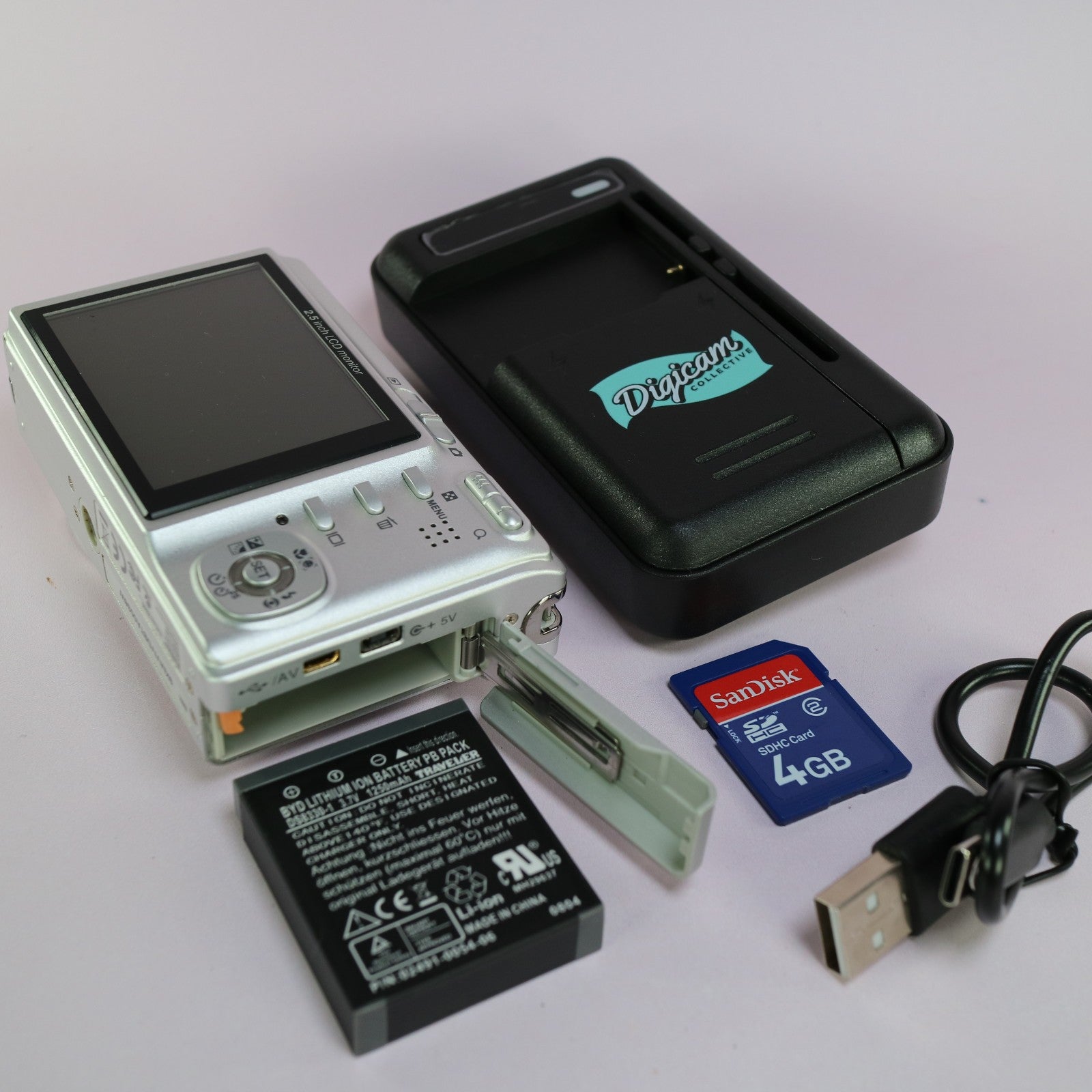 Vivitar Digital Camera Vivicam X345 10.0MP Silver Tested Full Working Set