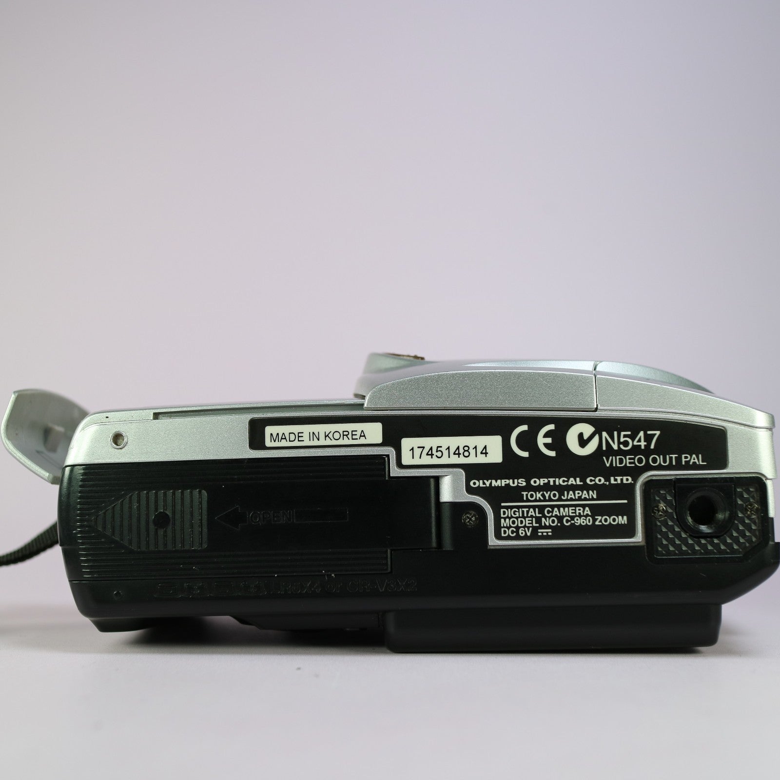 Olympus Digital Camera Camedia C-960 Zoom 1.3MP Silver Tested