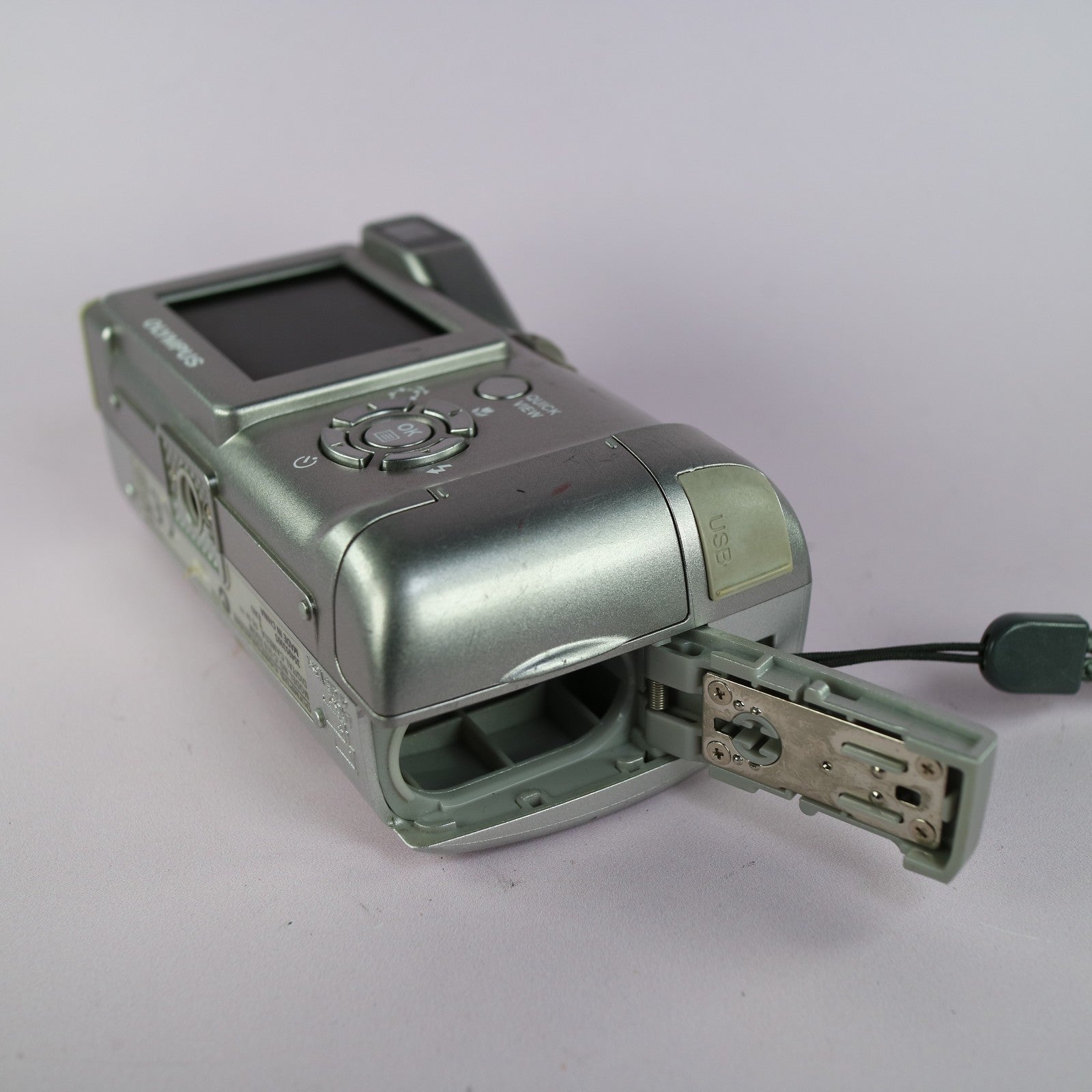 Olympus Digital Camera Camedia C-310 Zoom 3.2MP Silver Tested