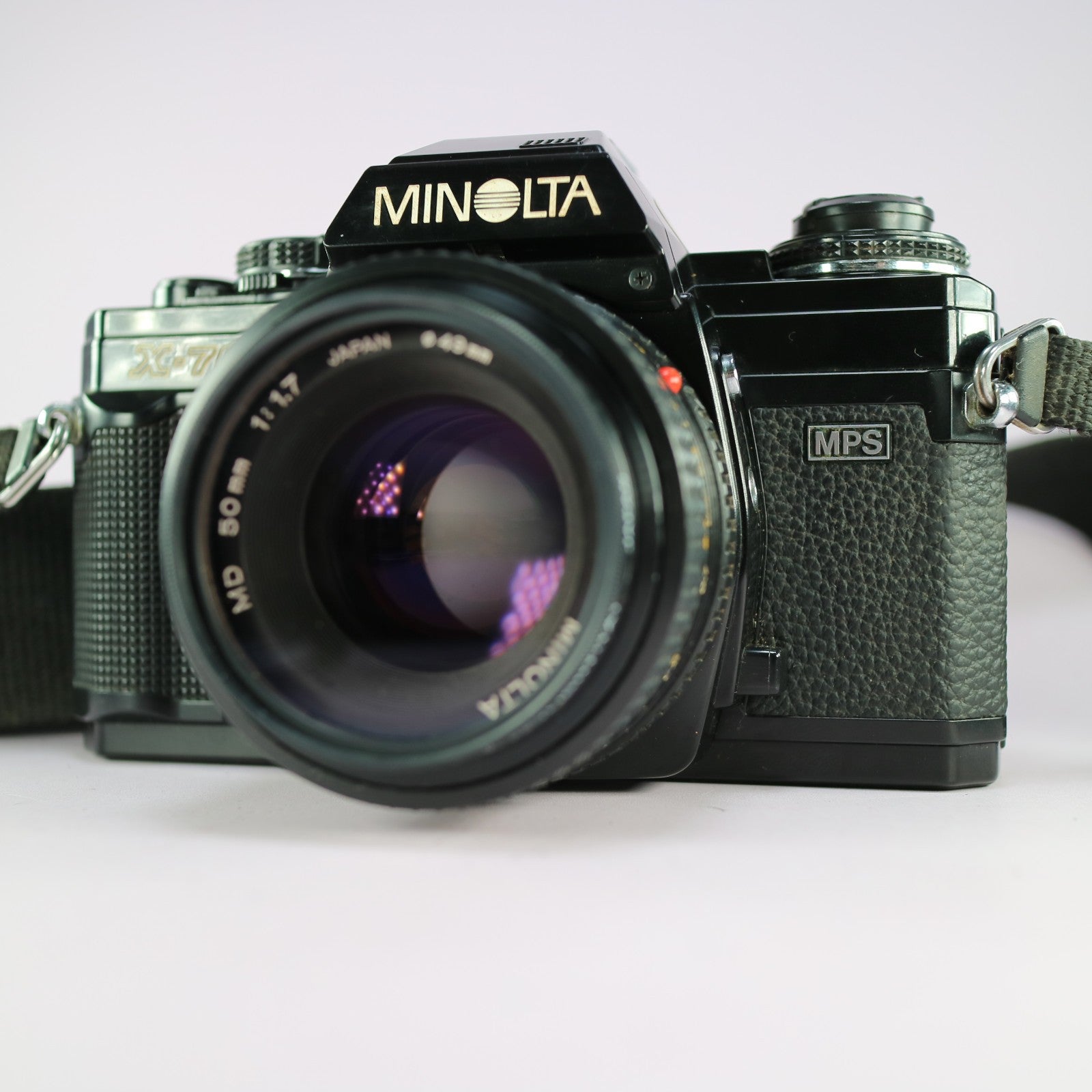 Minolta X-700 35mm Film SLR Camera Black w/ MD 50mm f/1.7 Lens Tested