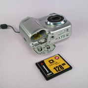 Nikon Digital Camera Coolpix 2100 2.0MP Silver Tested